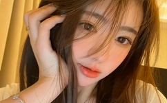 play视频在线华人